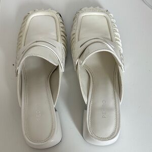 Pedro White Leather Square-Toe Slip-On Mules